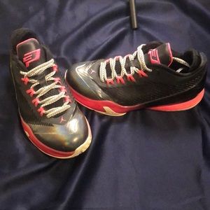 Girls Jordan shoes size 6Y